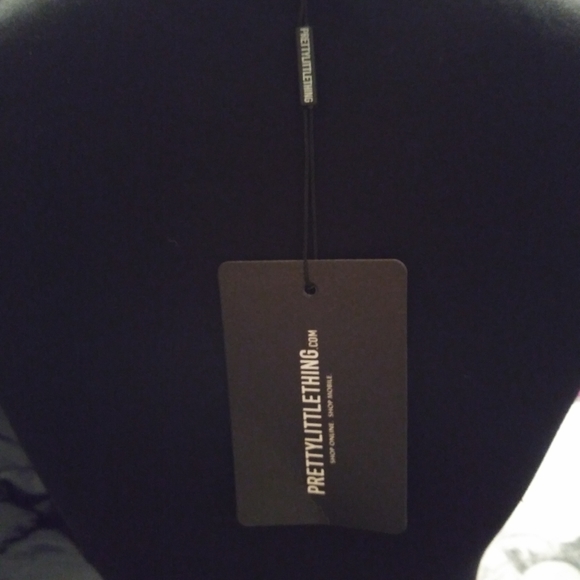 PLT Ruched Crop - Picture 2 of 2